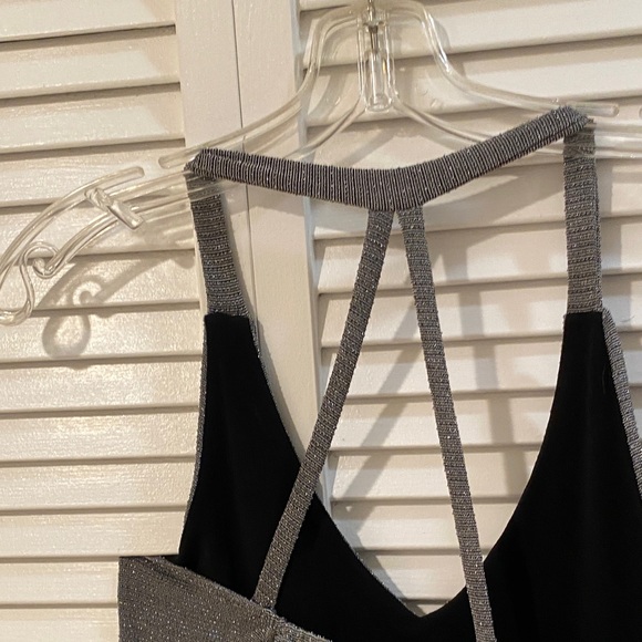 DREW Grey/Silver shimmering top. - Picture 3 of 5